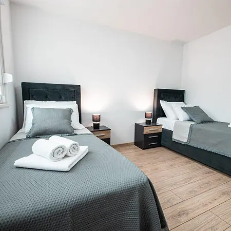 Apartment Ancalagon *