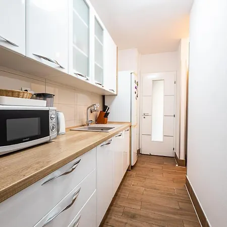 Ancalagon Apartment
